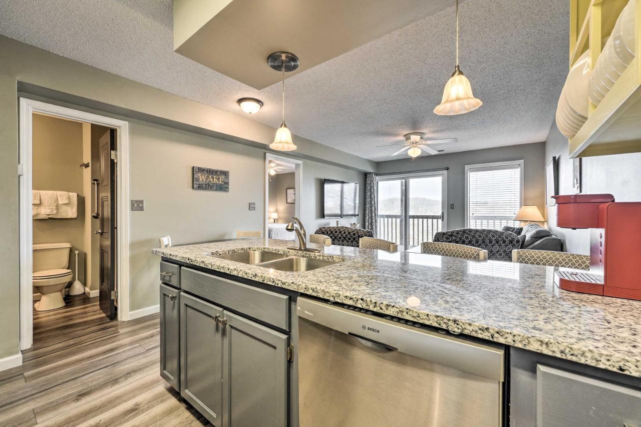 Inviting Branson West Condo With Pool Access Exterior photo
