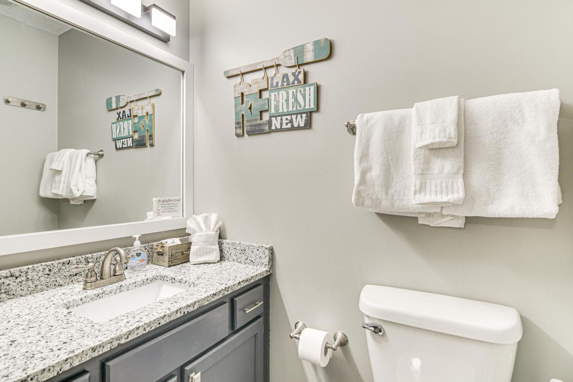 Inviting Branson West Condo With Pool Access Exterior photo