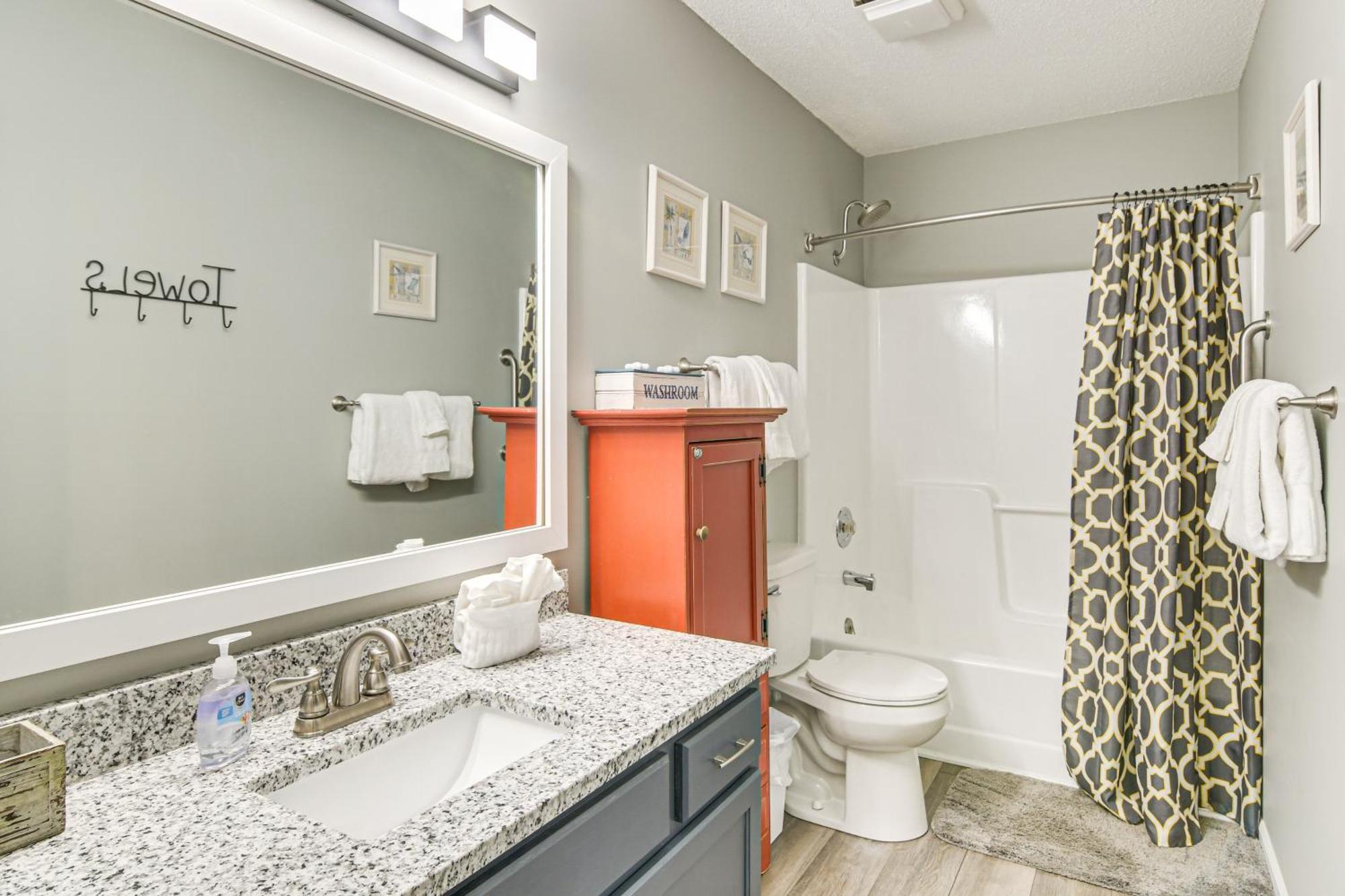 Inviting Branson West Condo With Pool Access Exterior photo