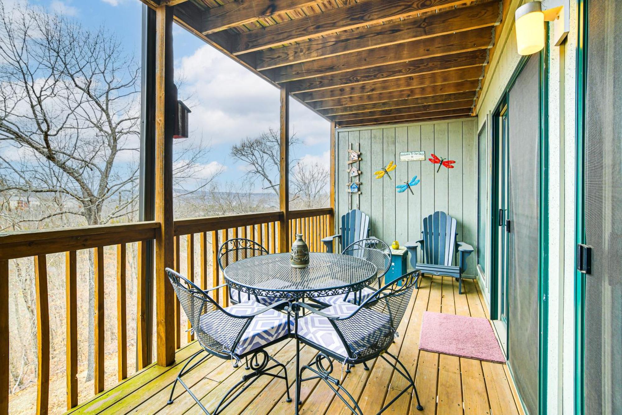 Inviting Branson West Condo With Pool Access Exterior photo
