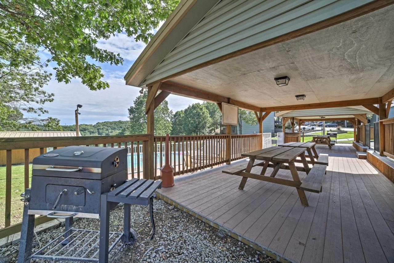 Inviting Branson West Condo With Pool Access Exterior photo